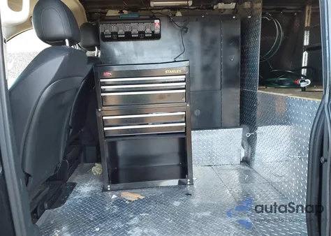 2017 Mercedes-Benz Metris z USA, uszkodzony, nr VIN WDAPG2EE2H3308200